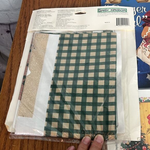 Daisy Kingdom Isabelle & Ginger Girl Doll Kits + patches & Iron On Transfer new - Picture 3 of 9